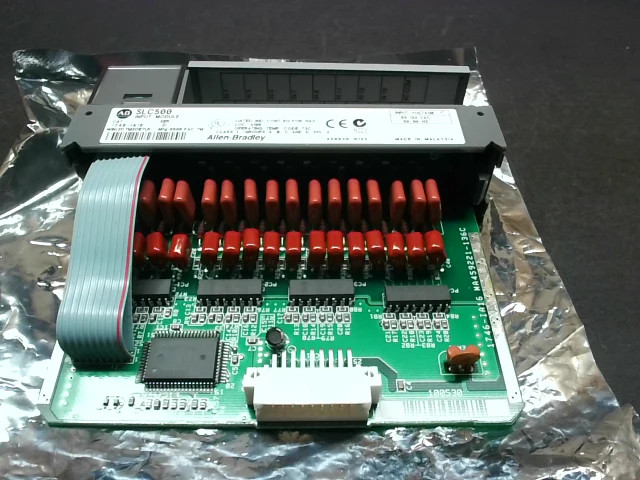 Allen Bradley 1746-IA16 /D SLC500 Input Module 85-132VAC 50/60Hz-Used