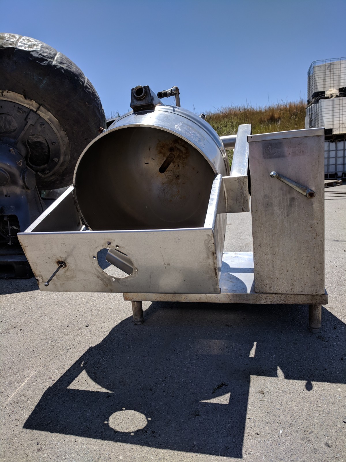 Groen DH-40 Tilting NATURAL GAS Steam Kettle, 100,000 BTU. No Agitator