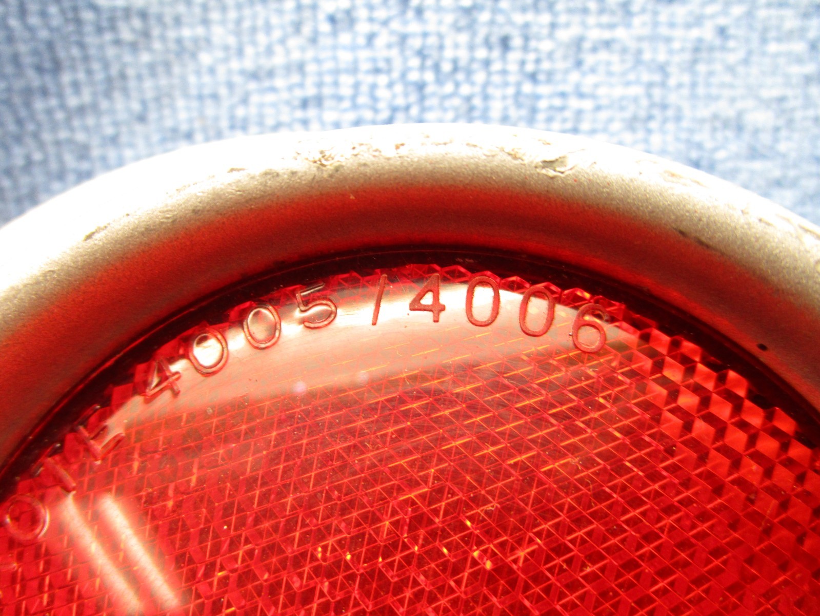 x2 Grote 4006 3″ Reflector with 4019 Bezel SAE-A-76 SAE-A-75