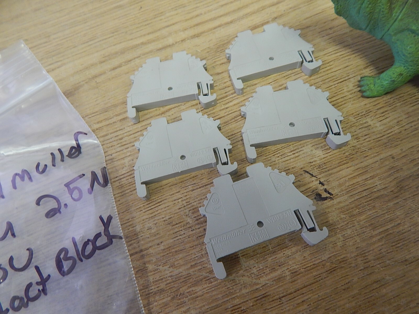 Weidmuller WDU 2.5 M Terminal Blocks Lot of 5 *FREE SHIPPING*