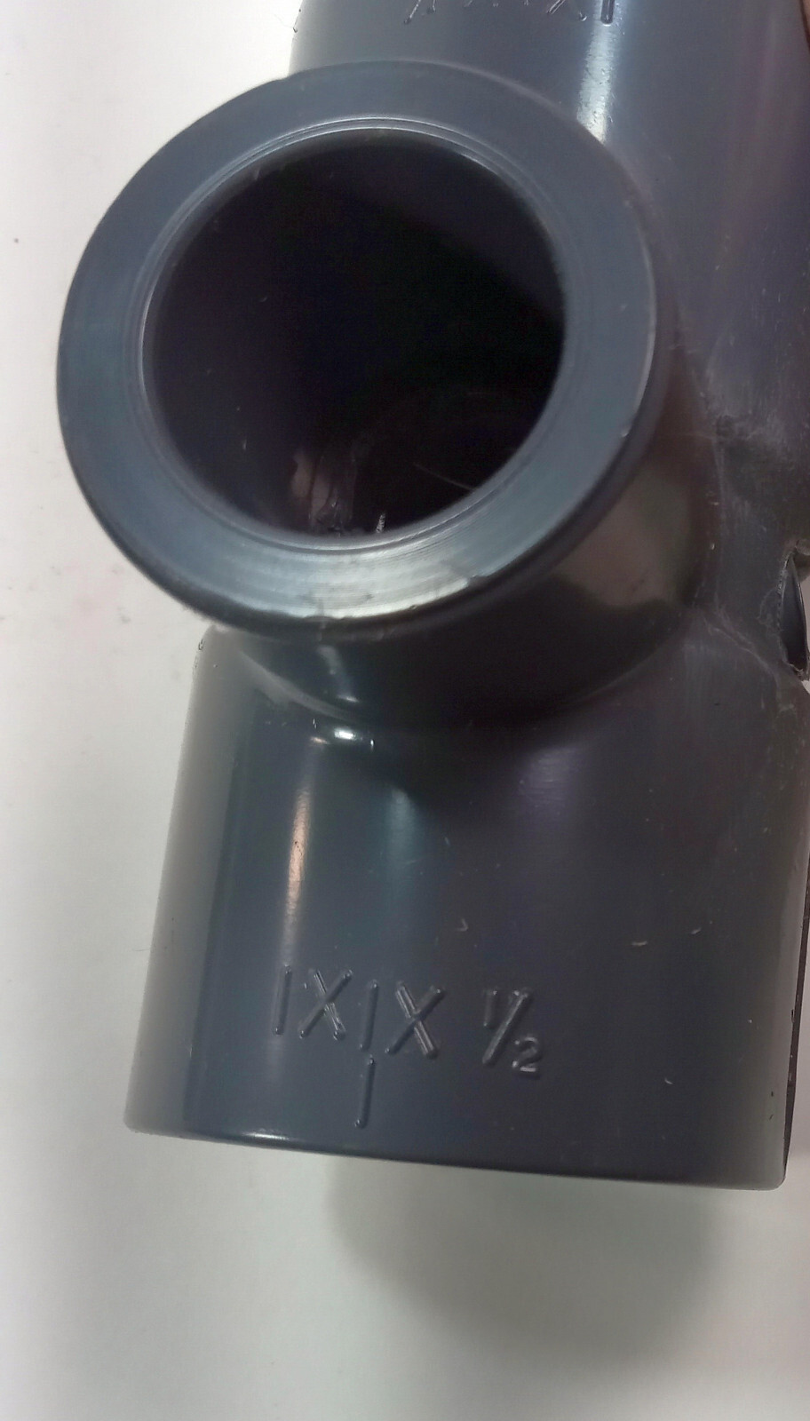 1 NEW NIBCO SCH80 1x1x1/2 PVC SOCKET TEE NNB ***MAKE OFFER***