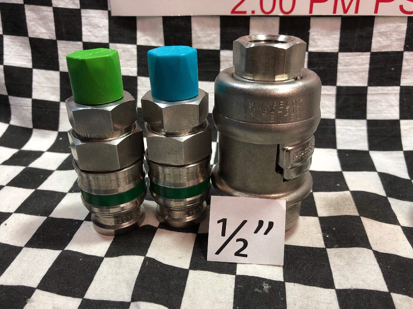 SWAGELOK Quick Connect 1/2″ & 3/4″ SS-QT8-B-316, SHIPSAMEDAY, Lot Of 4, #1615N2