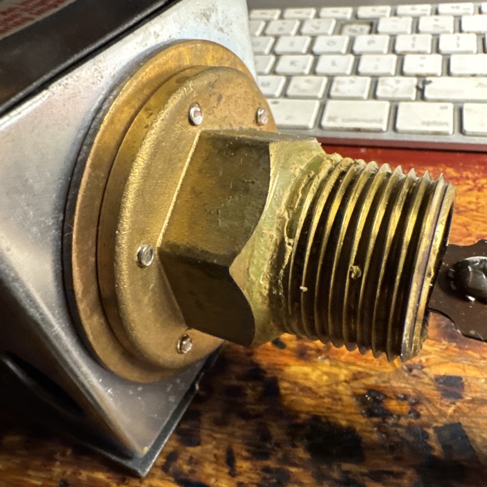 Watts Regulator Type FS10-C Switch, Flow, Regulator, Installed for Short Period
