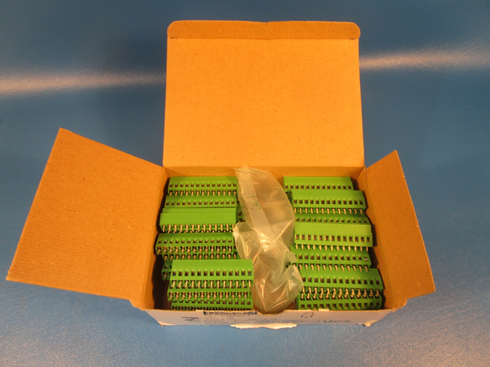 BOX OF 50 TYCO ELECTRONICS 282856-3, Buchanan PCB Terminal Blocks, Header