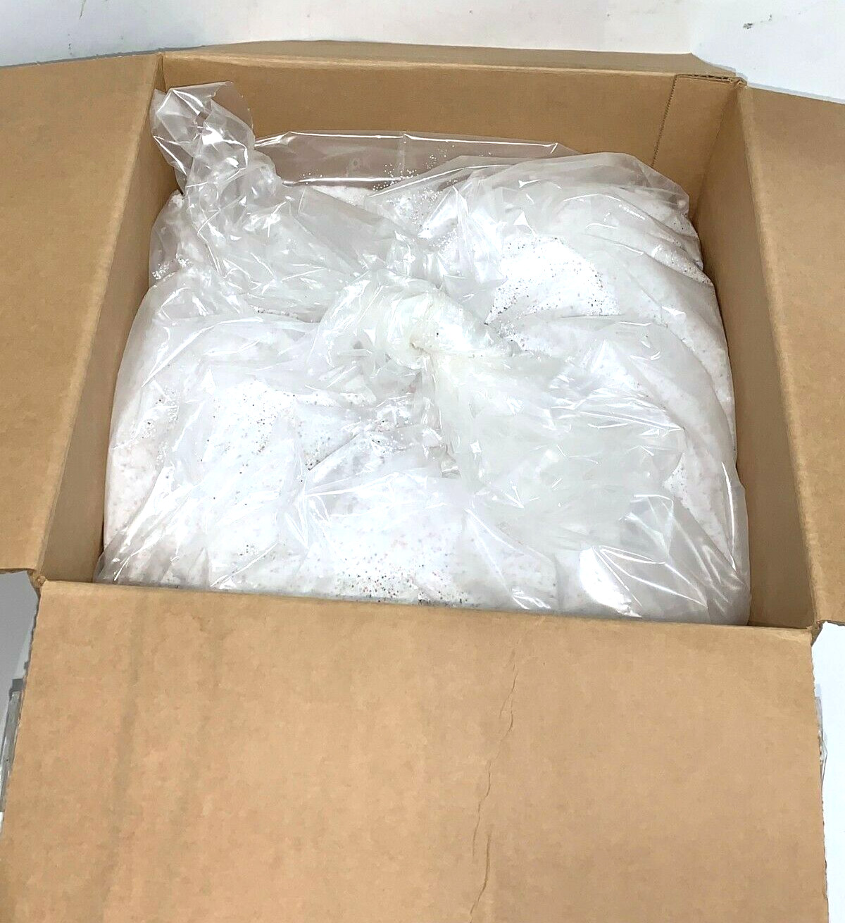 SANDBLAST MEDIA USTM-2231 TYPE PP SIZE 20-40 240-841 NOMINAL DIA. 50 LBS BOX