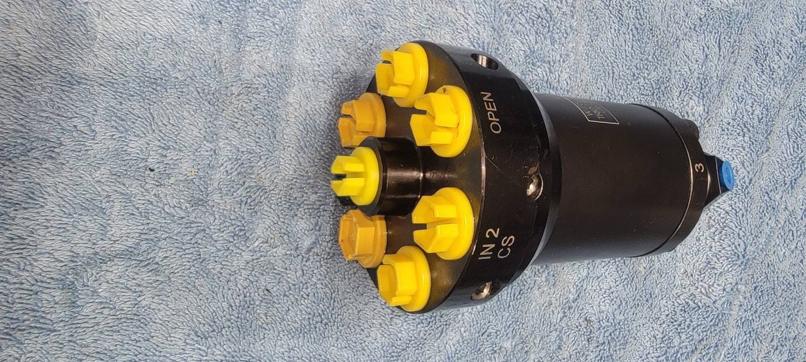 Cannon Trio7 , 3 component mix head. New.