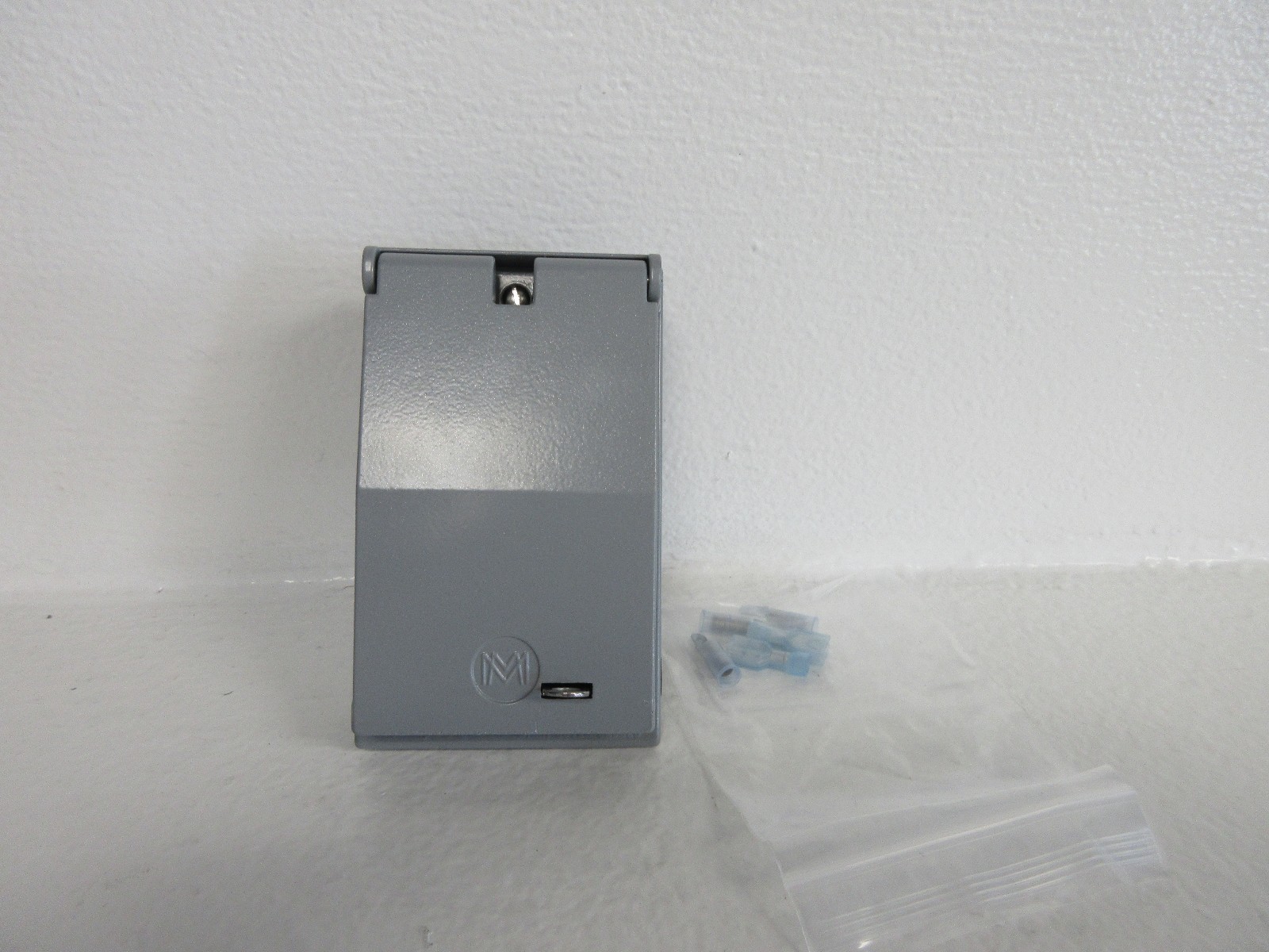WECO PPS3-ENSS/USBB-BH NEW CAT5E PORT / USBB / OUTLET DEVICE PPS3ENSSUSBBBH