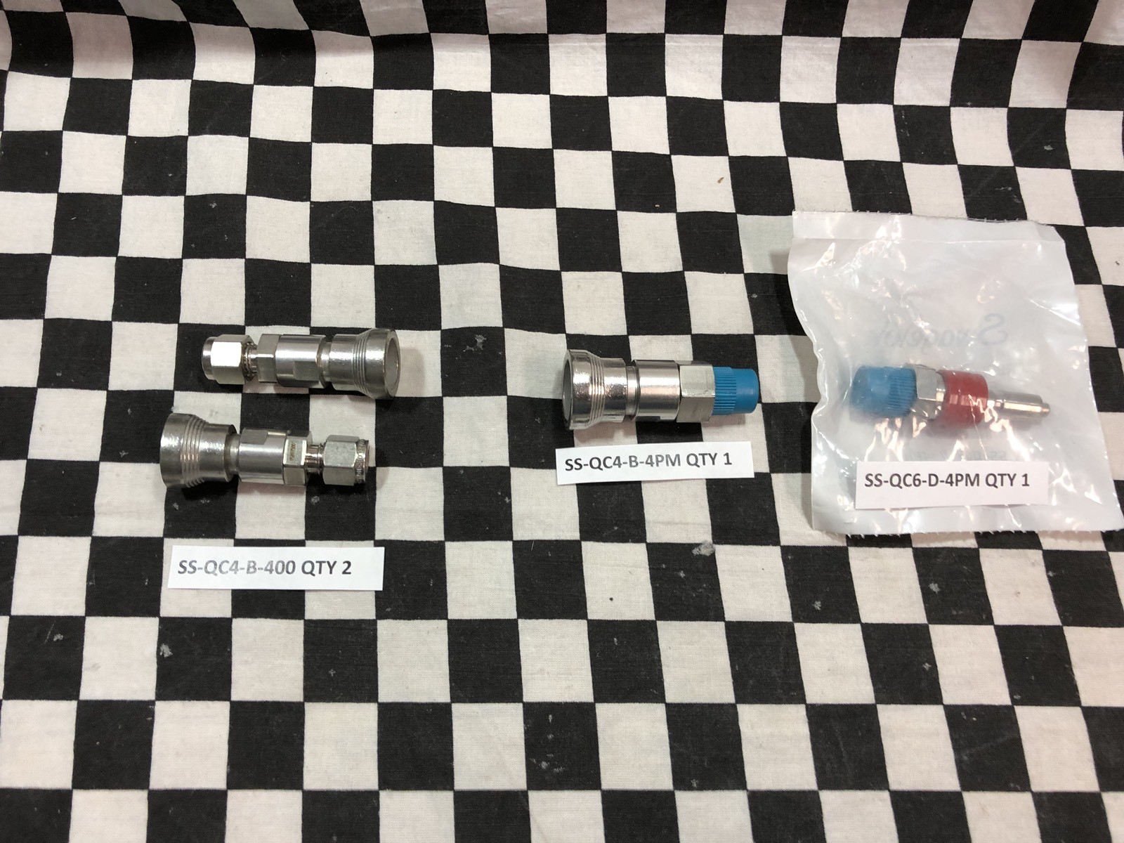 4x SWAGELOK SS-QC4-B-400, SS-QC4-B-4PM, SS-QC6-D-4PM, SHIPSAMEDAY