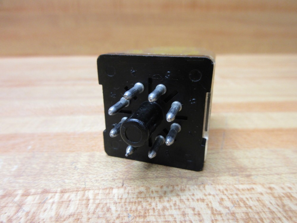 Square D 8501-KP12V20 Relay 48074 8501-KP12V20-120V Series D