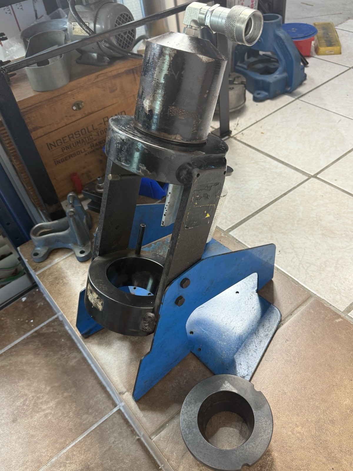 Eaton Aeroquip Et1000-001 Hyd Crimping Machine, 1/4 To 1 1/4 In Cap , ET1000AR