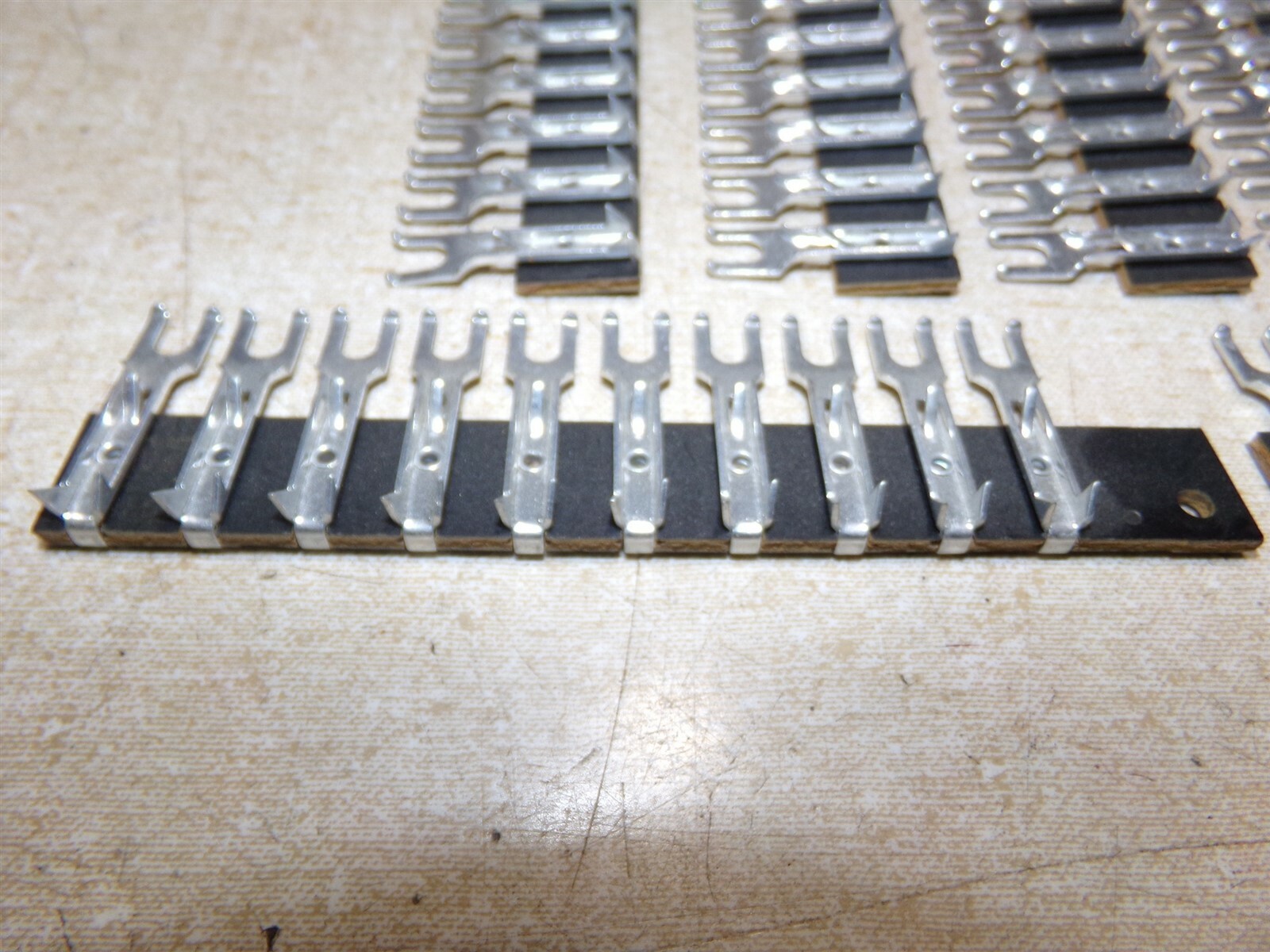 NEW TRW Cinch 10-Position R Fork Lug Terminal Jumpers, Lot of 7 *FREE SHIPPING*