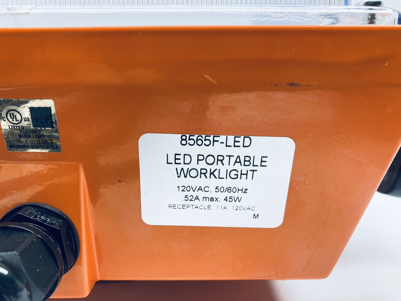 UNUSED WOODHEAD 8565F-LED PORTABLE MAGNET WORKLIGHT WATERTIGHT LED 120V