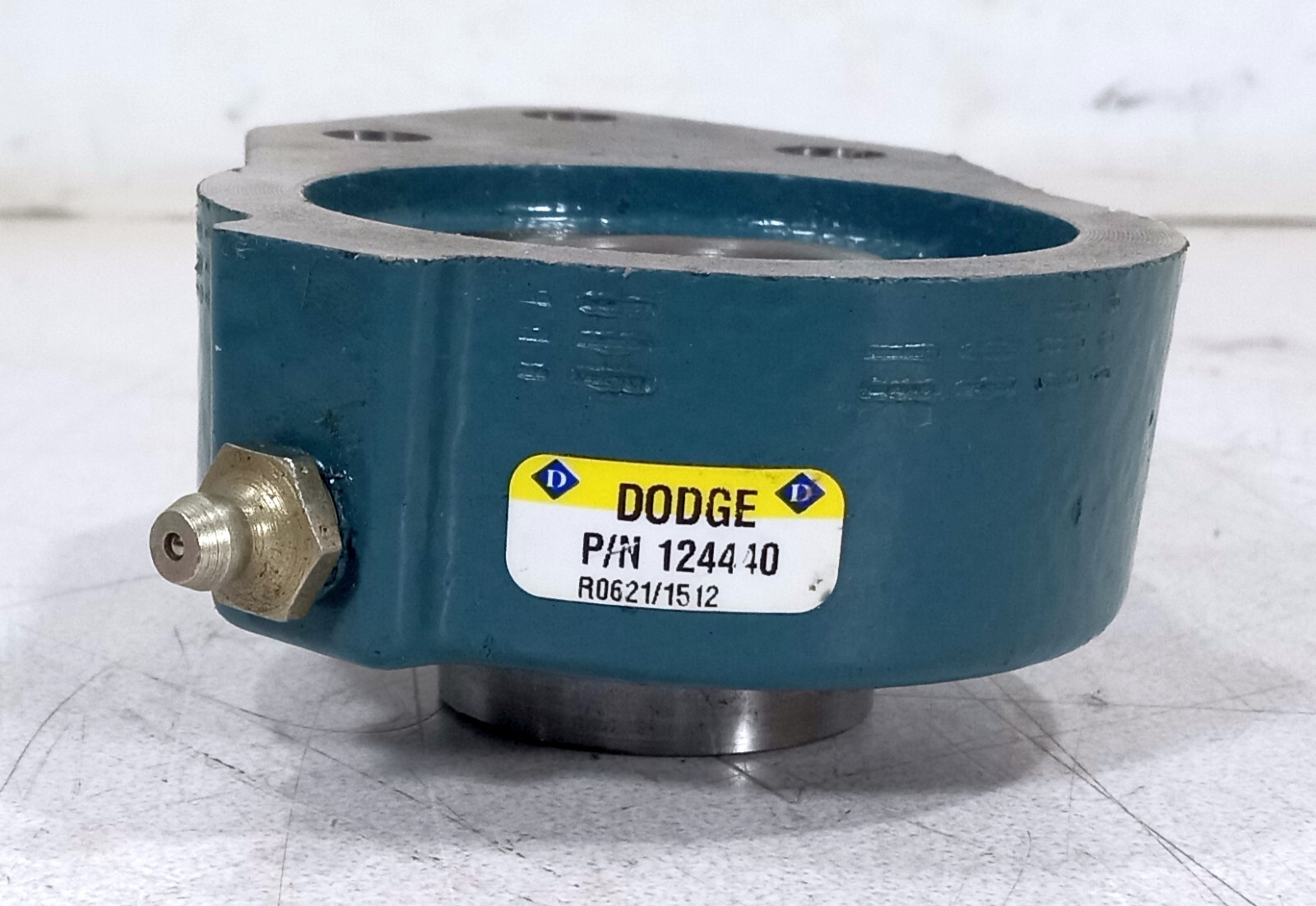 1 NEW DODGE 124440 F2BSC100 3 BOLT FLANGE MOUNT BEARING NNB ***MAKE OFFER***
