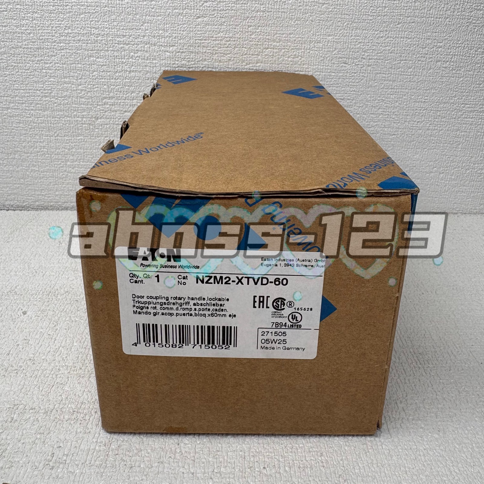 Eaton NZM2-XTVD-60 lever key#1pcs new in box