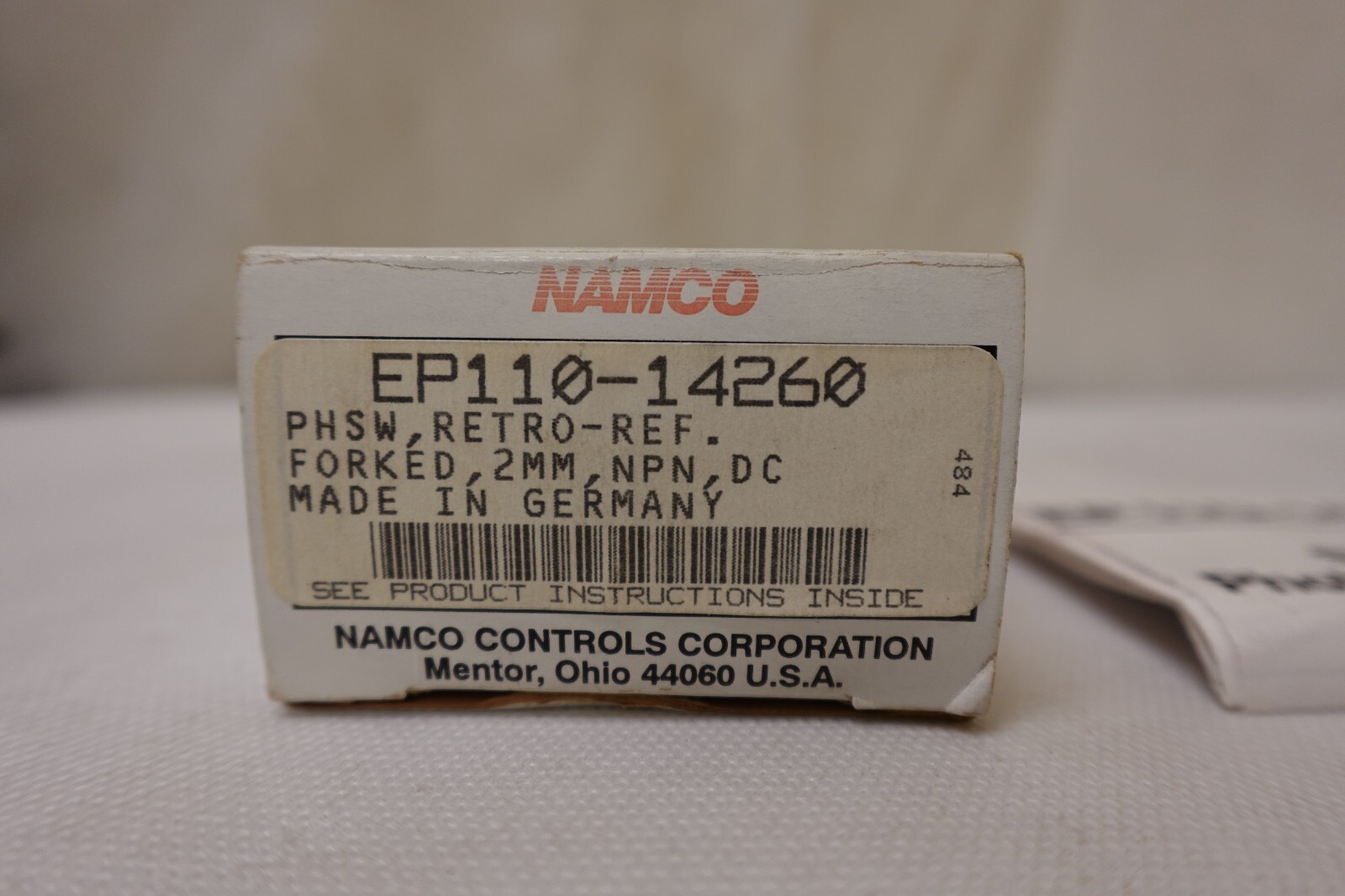 NAMCO EP110-14260 PHOTOELECTRIC SLOT SENSOR – RETRO-REFLECTIVE – GS05/2G LEUZE