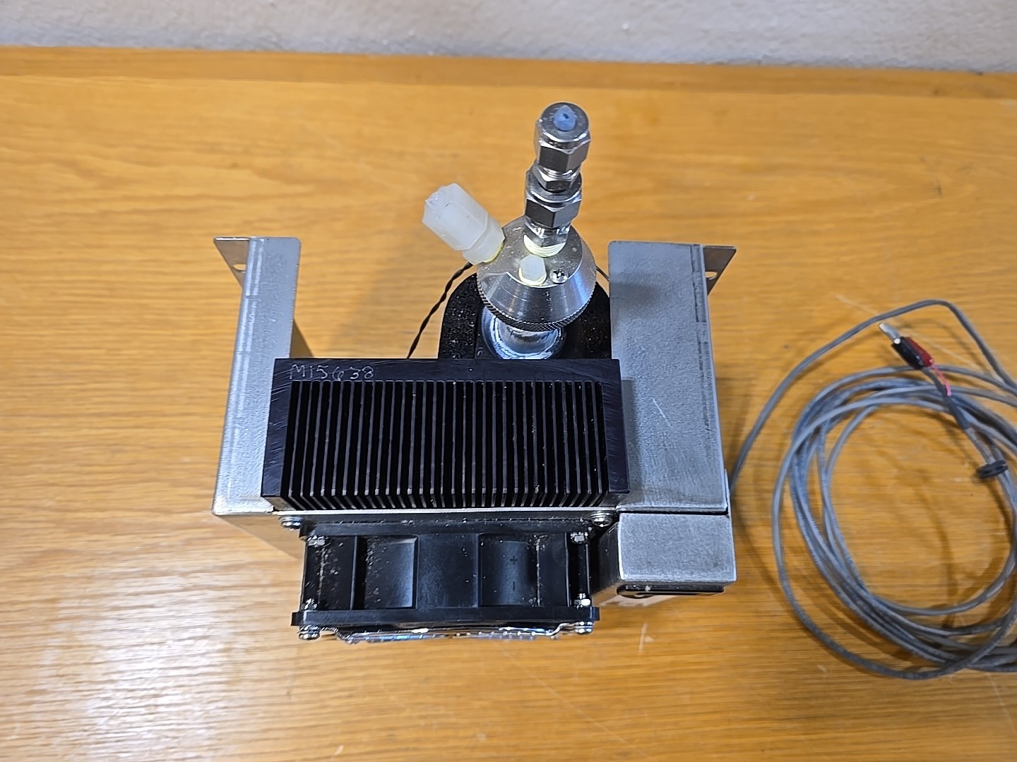 Universal Analyzers 624SS Mini Gas Cooler – 24VDC, 316 Stainless Steel