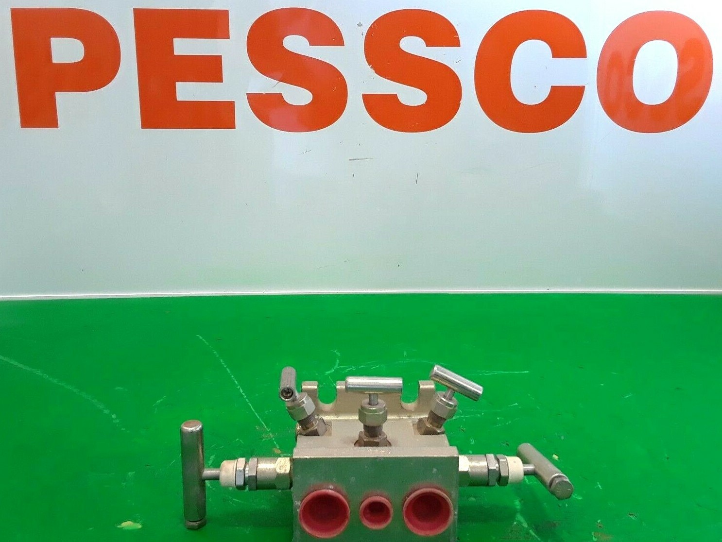🟠 ANDERSON SS 5 VALVE MANIFOLD M6TWVDC-4 PESSCO IS OFFERING 1 R060721-4-5 🗽