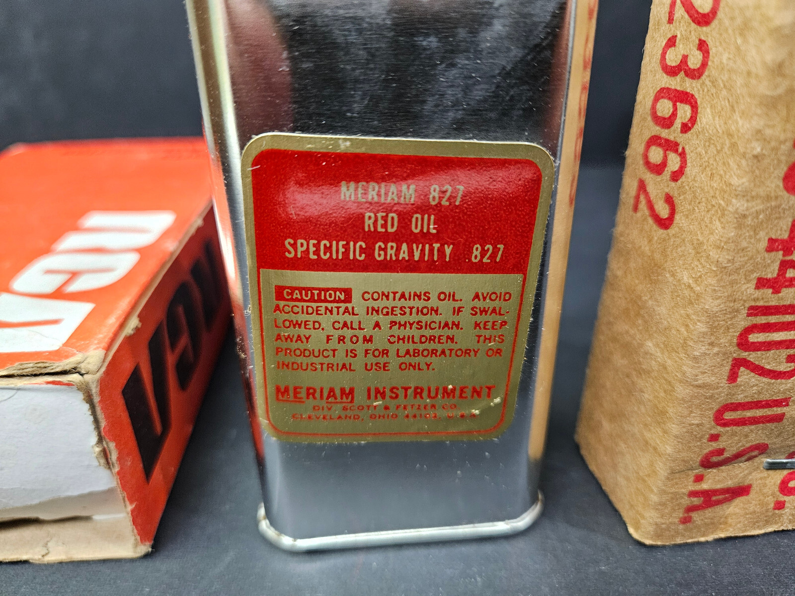 NOS RCA 98027 Manometer RED SP GR Oil Meriam 827 8 oz Tin with box RARE