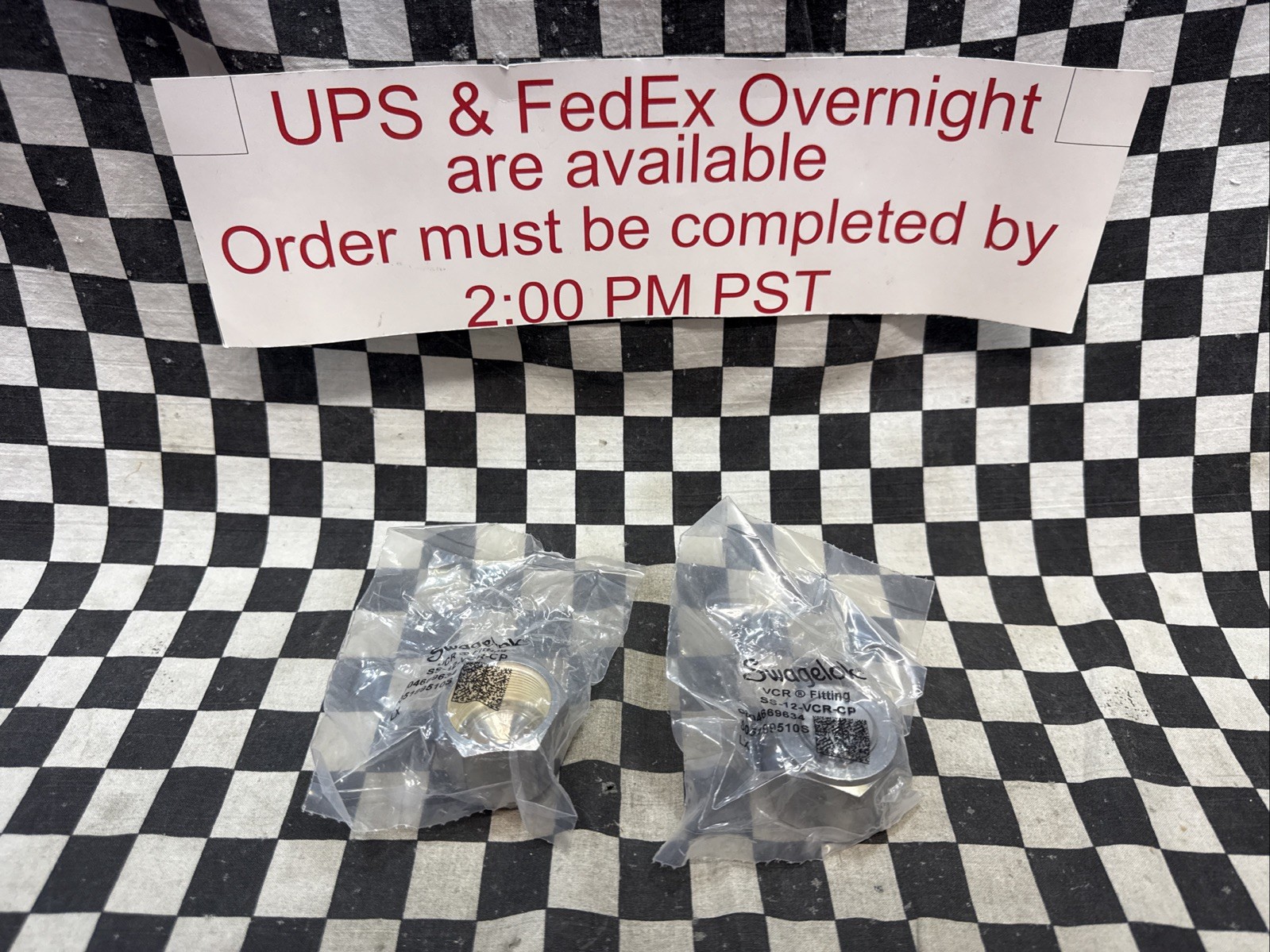 SWAGELOK SS-12-VCR-CP, SS12VCRCP, NUT 3/4″ VCR, LOT OF 2, SHIPSAMEDAY#115F9