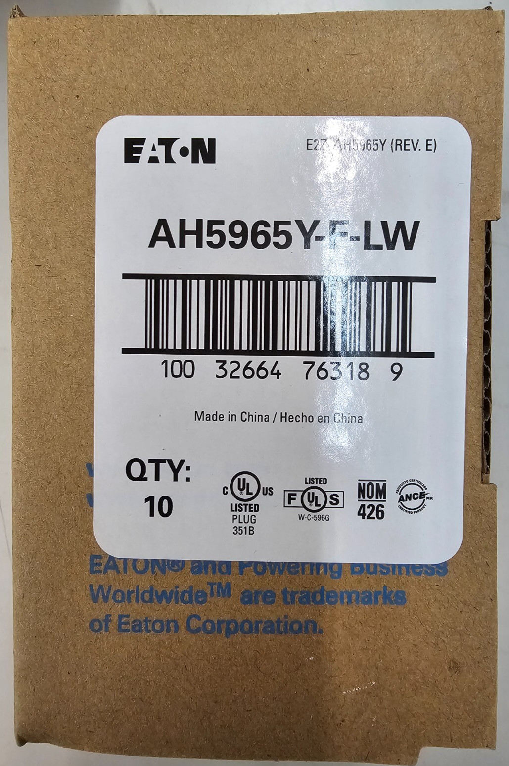 (BOX OF 10) Eaton AH5965Y Arrow Hart HD Quick Grip Straight Blade Plug