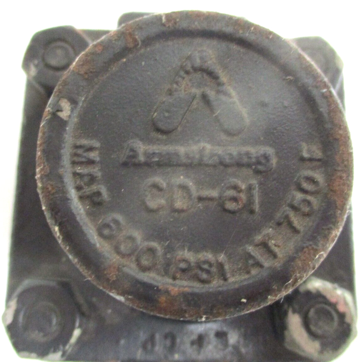 ARMSTRONG , CD-61 , 1/2″ FNPT , 600 PSI , LOT OF 3 , SURPLUS