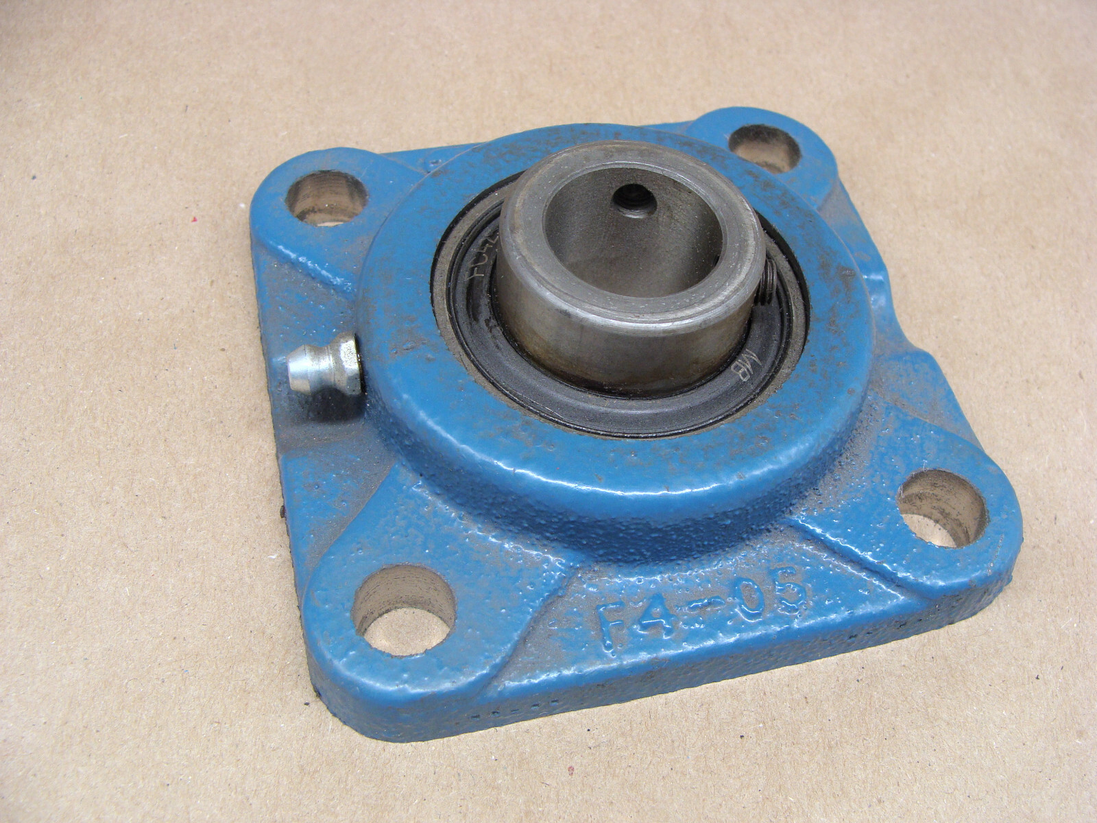 MB MFG 4 BOLT FLANGE BEARING F4-05 11154 W/FC425-78 BEARING