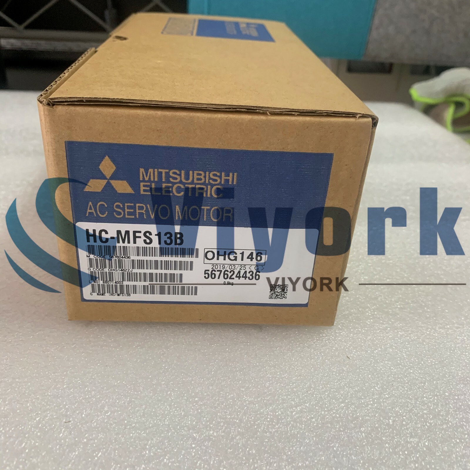 Mitsubishi HC-MFS13B AC SERVO MOTOR AC 100W 3PH 105V 0.9A 3000RPM NEW