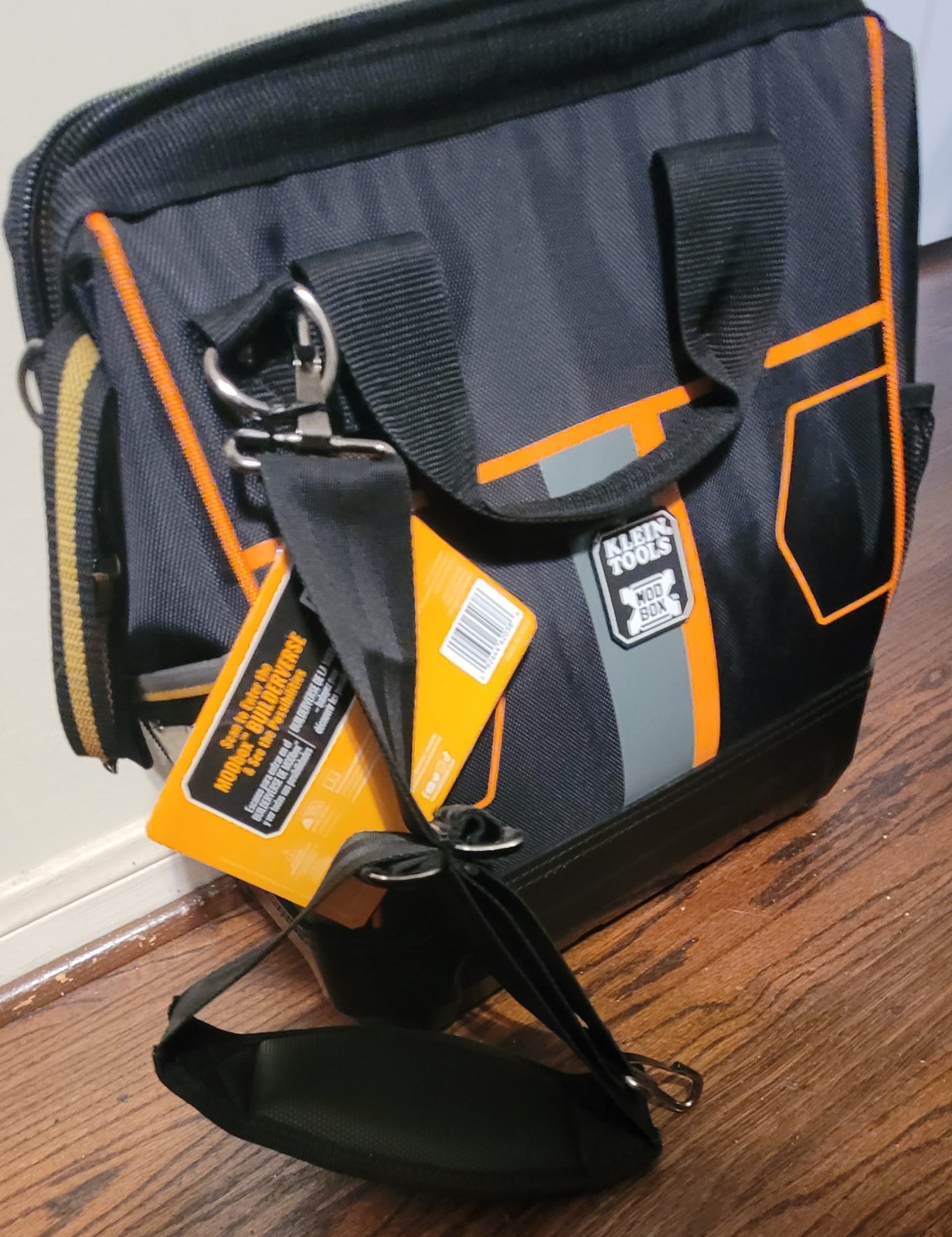 6-pc Klein MODbox Bag 28 Pockets # 62203MB, Hammer, Tape, Prybar, Pliers, Gloves