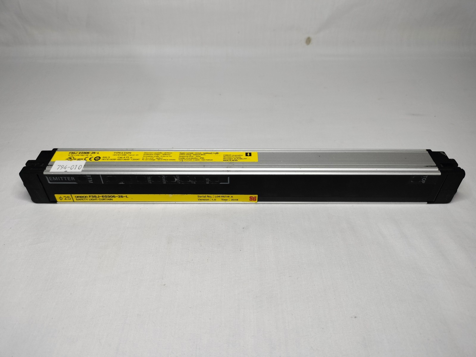 Omron F3SJ-E0305-25-L F3SJE030525L Safety Light Curtain Emitter Made in Japan