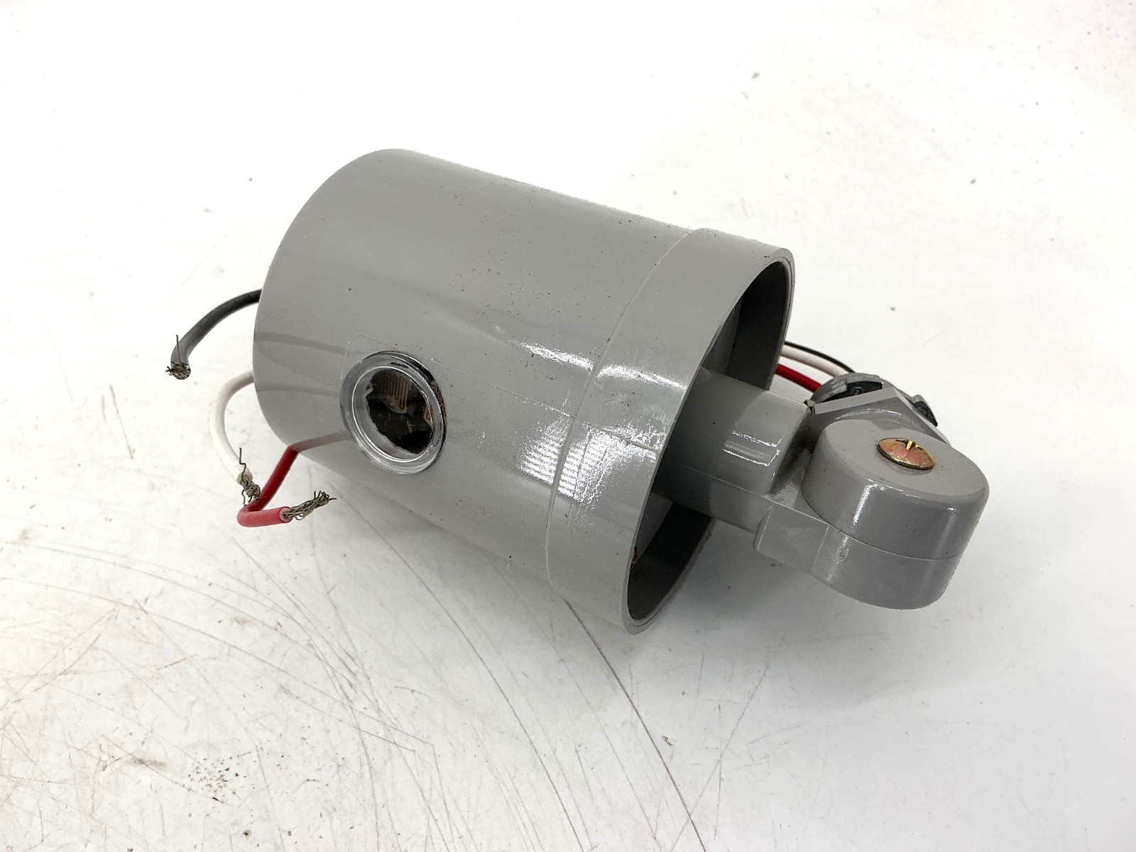 New Intermatic K4236C Thermal Photocontrol Swivel Mount 15A 120-277VAC