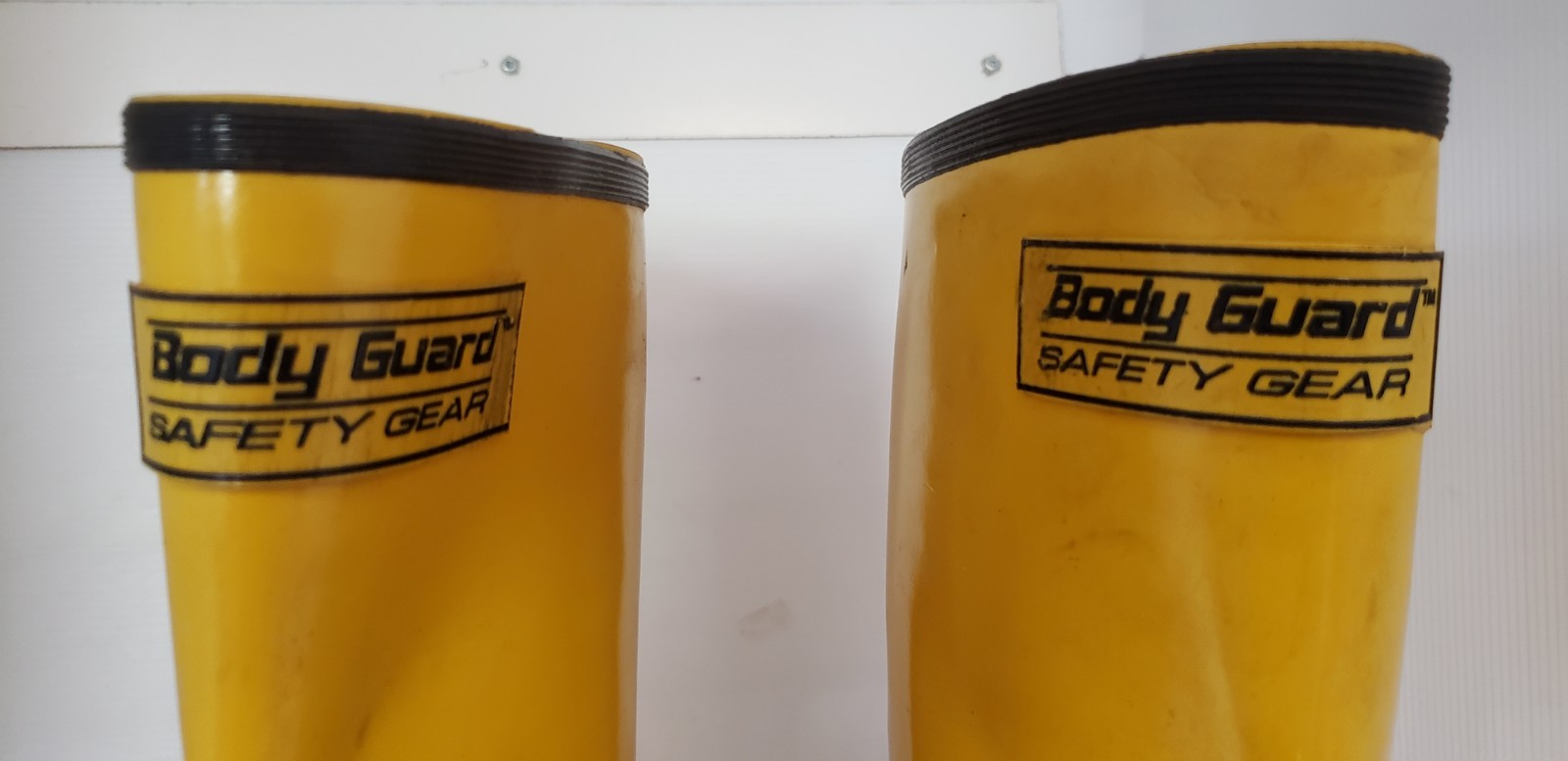 BODY GUARD 1535-SLB-13 YELLOW SAFETY GEAR/SLUSH BOOTS, SIZE 13, NNB