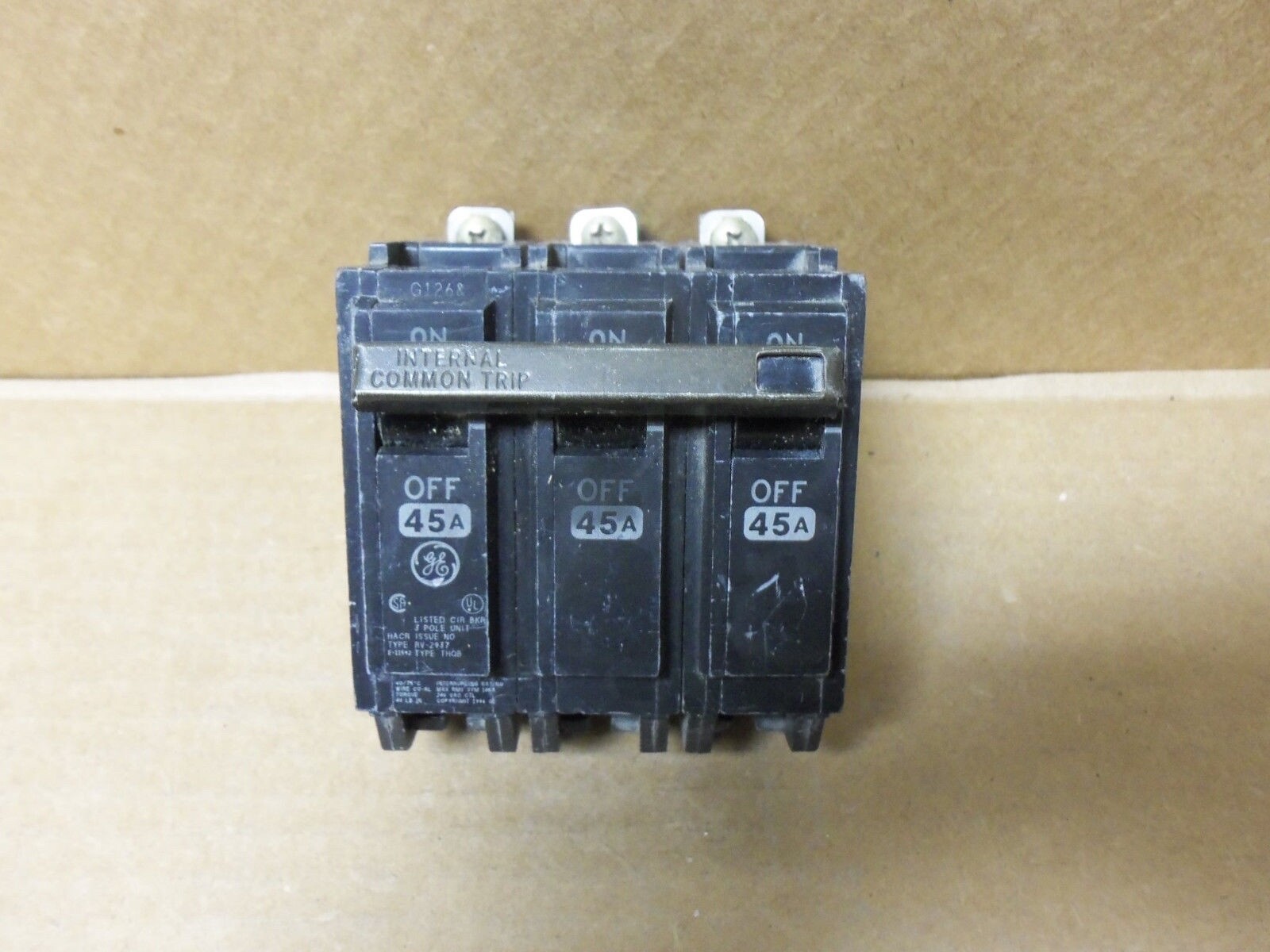 NEW NNB GE THQB THQB32045 3 Pole 45 Amp 240V Silk Screen Bolt-On Circuit Breaker