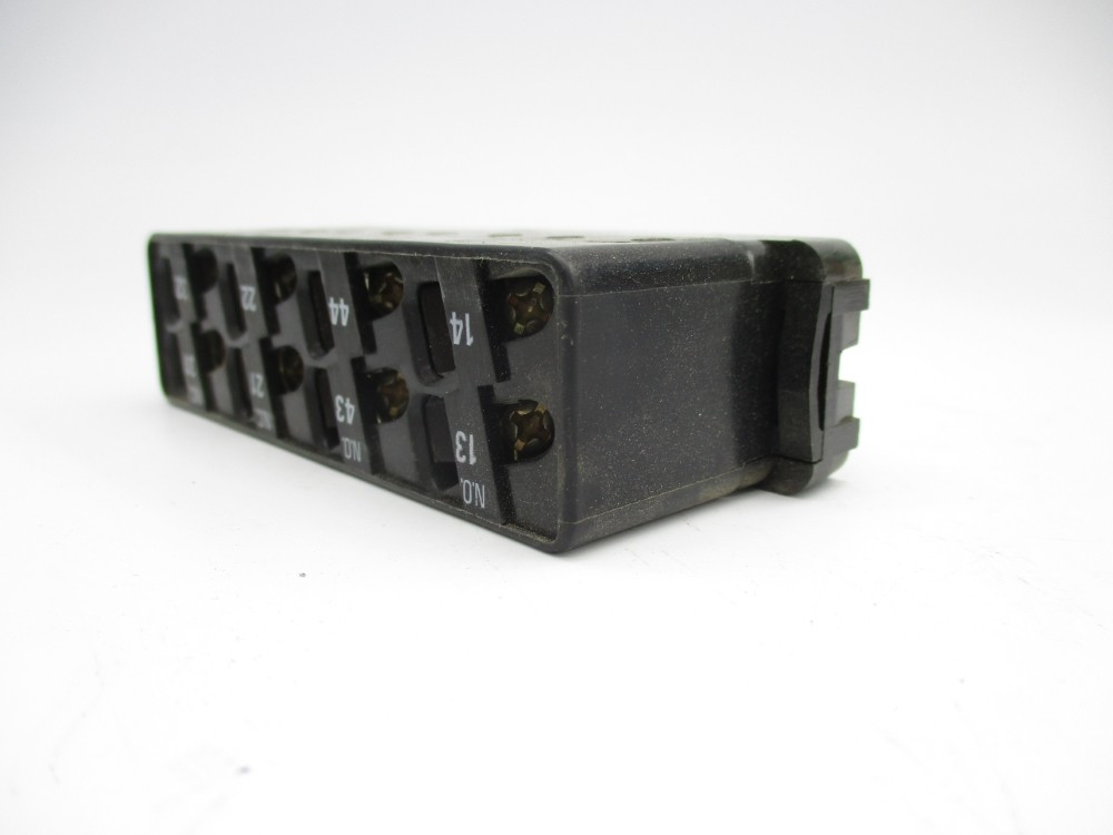 TELEMECANIQUE LA1F221 660V 15A NSMP