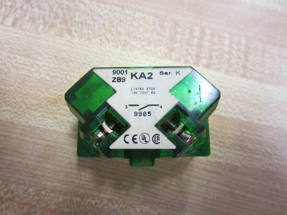 Square D 9001-KA2 Contact Block 9001KA2 88001 Green