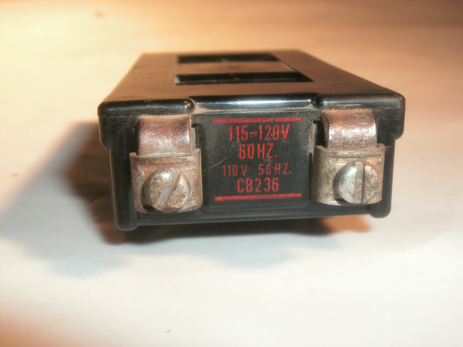 ALLEN BRADLEY CB236 SIZE 0-1 OPERATING COIL 110/120V 50-60Hz