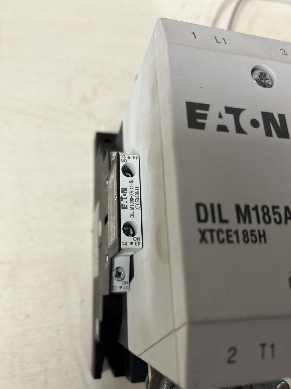 EATON DIL M185A 50-125HP 185A Contactor XTCE185H M225A-XKU-S BLOCK XTCEXTLA225A