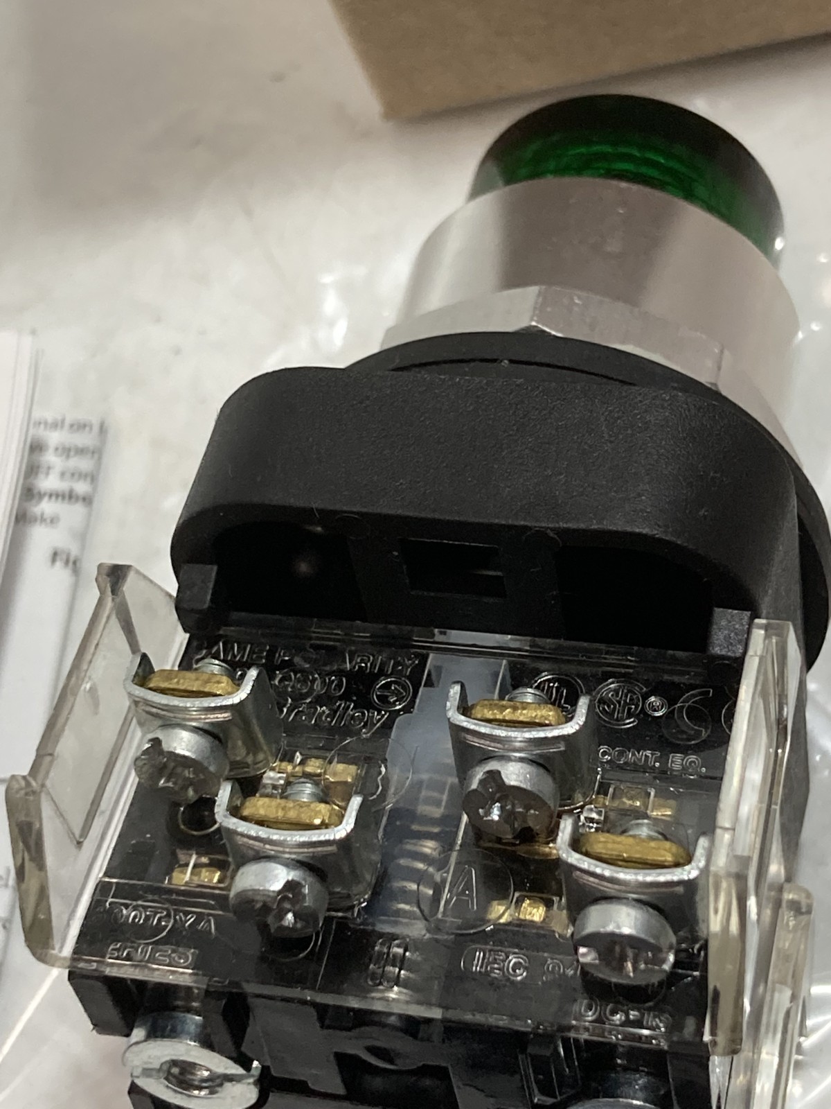 ALLEN BRADLEY 800T-QBH24G PUSHBUTTON ILLUMINATED LED GREEN 1NO/1NC 24V SER T NNB