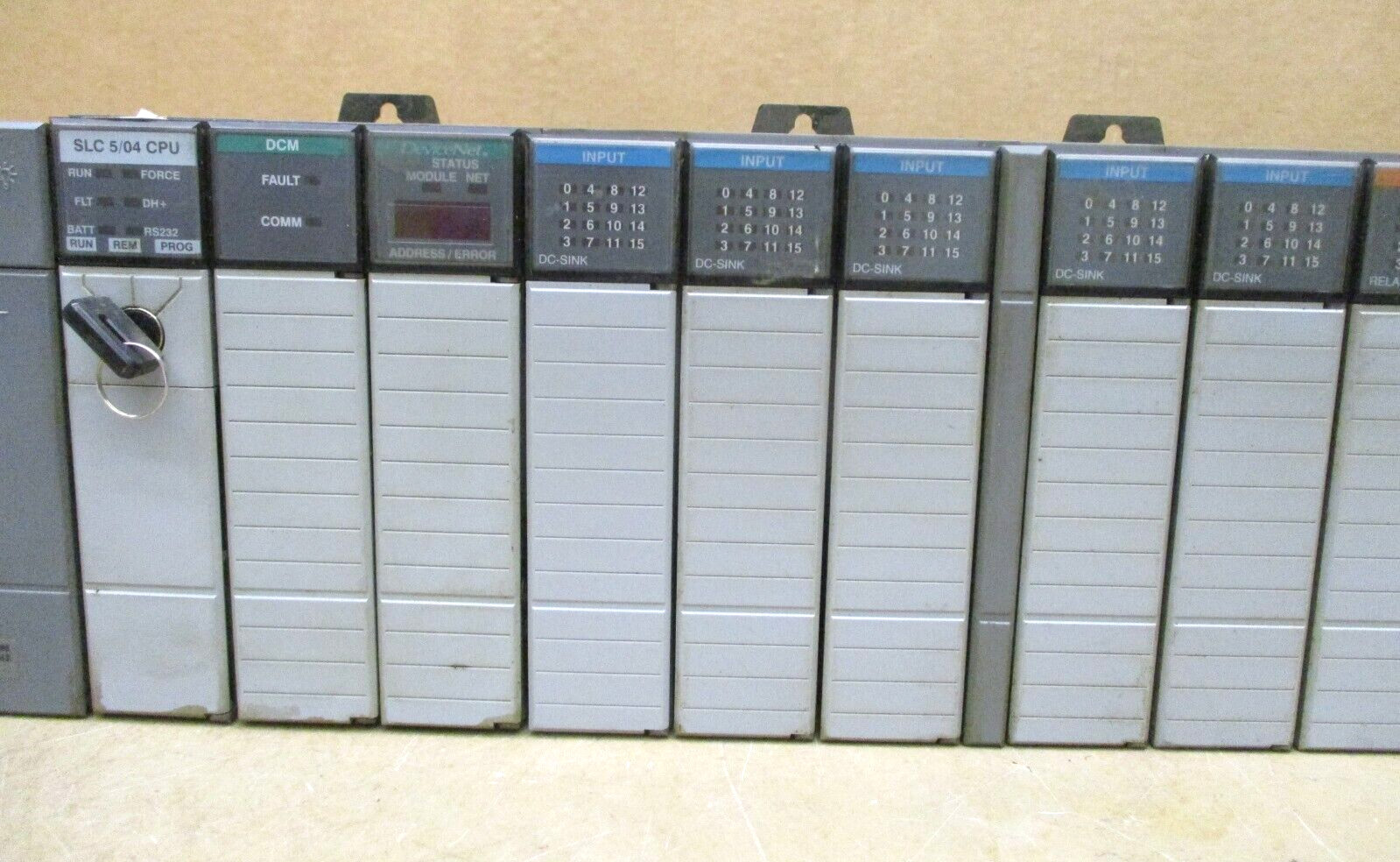 Allen-Bradley SLC 500 1746-P3 SLC 5/04 CPU 1747-L542 1747-DCM 1747-SDN 48695GN