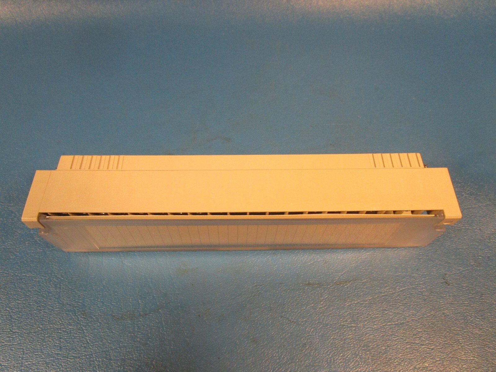 Schneider, 140XTS 00200, Modicon Terminal Strip, 40 Points