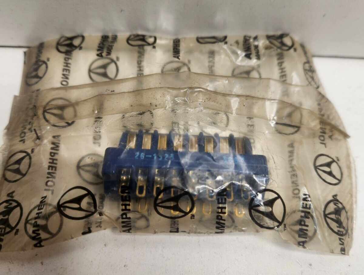 NEW OLD STOCK! AMPHENOL TERMINAL SOCKET CONNECTOR 26-1323