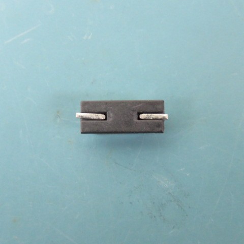 FOX_ELEC FOXSDLF/0368-20/TR Qty of 200 per Lot CRYSTAL,3.6864MHZ,20PF,SMD,LEAD