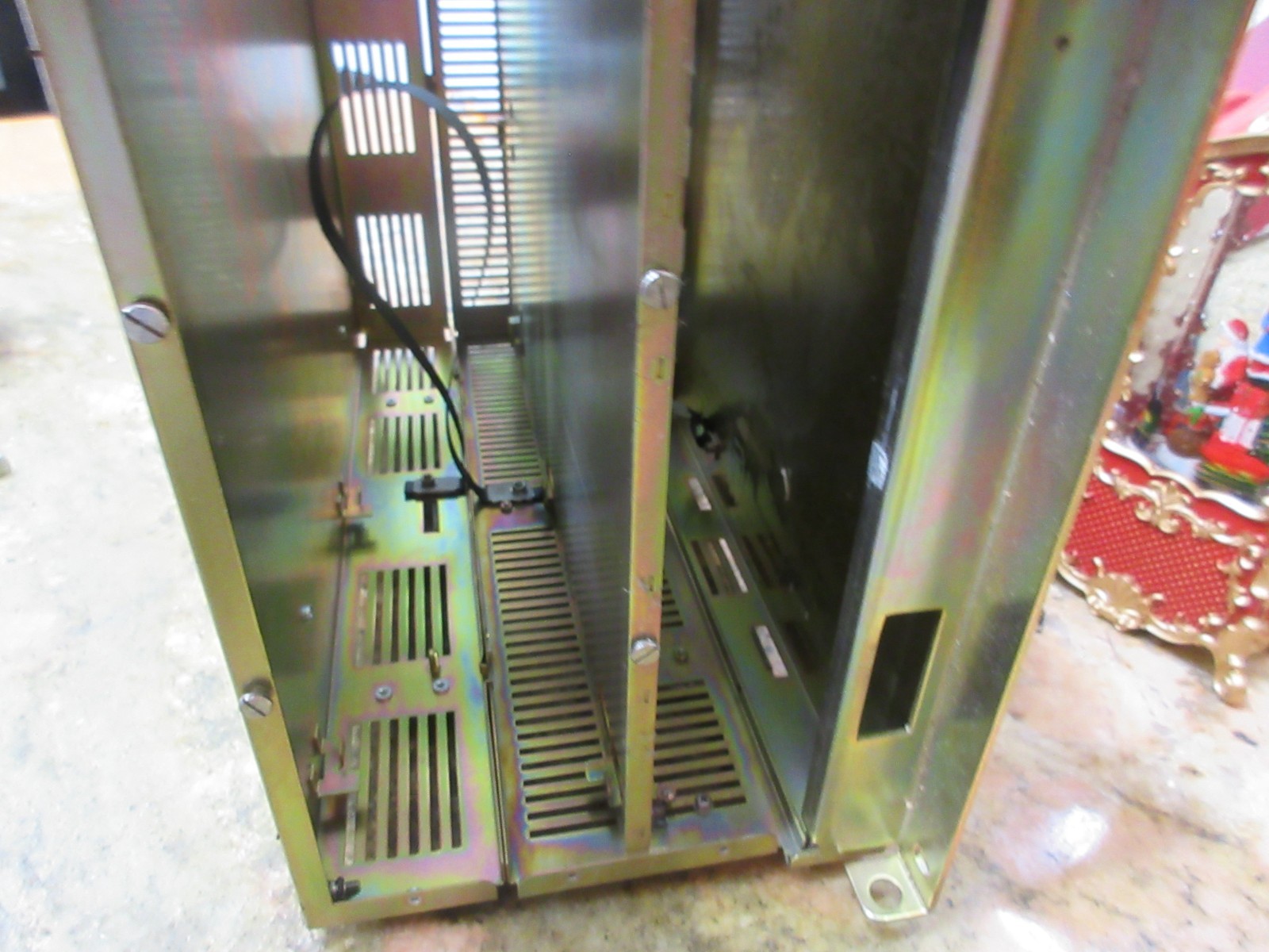 HERMLE UWF 1202S CNC MILL HEIDENHAIN LE 426PA ID.NR. 286 839 39 CASE ONLY