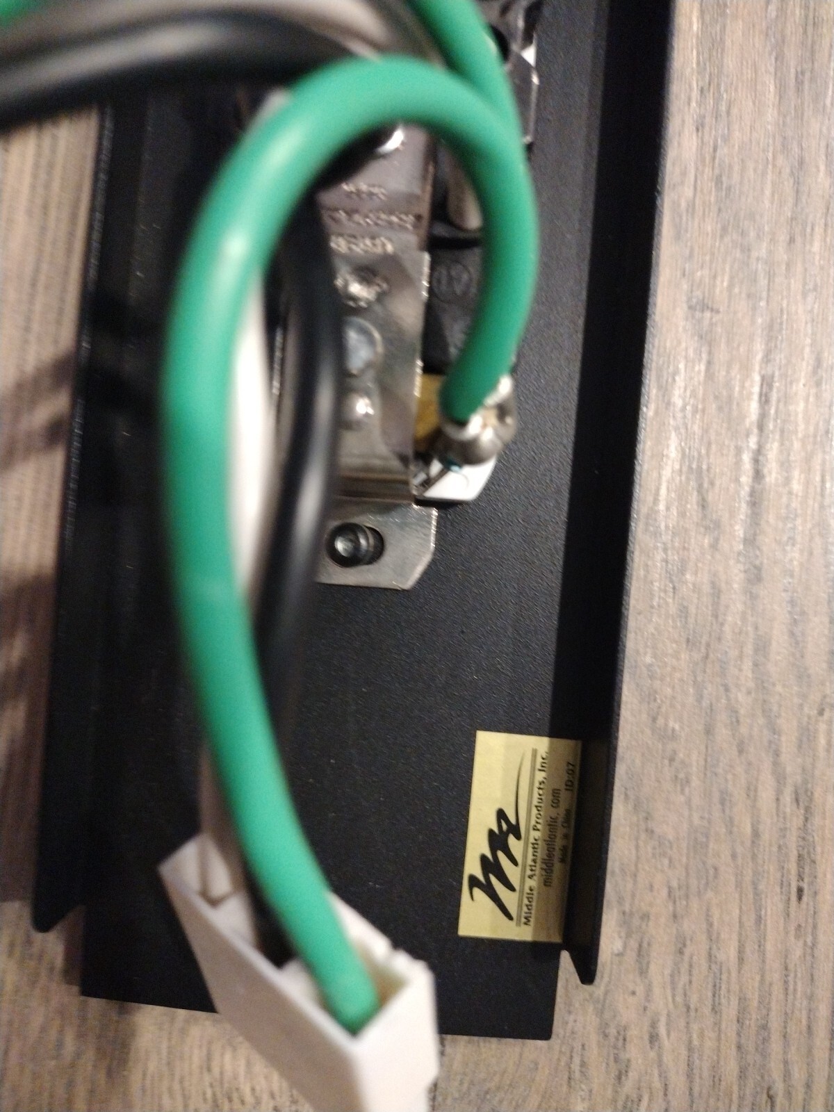 Middle Atlantic Products MPR 15A AMP Duplex Module Model # M-15 ( 115 V/15A/60Hz