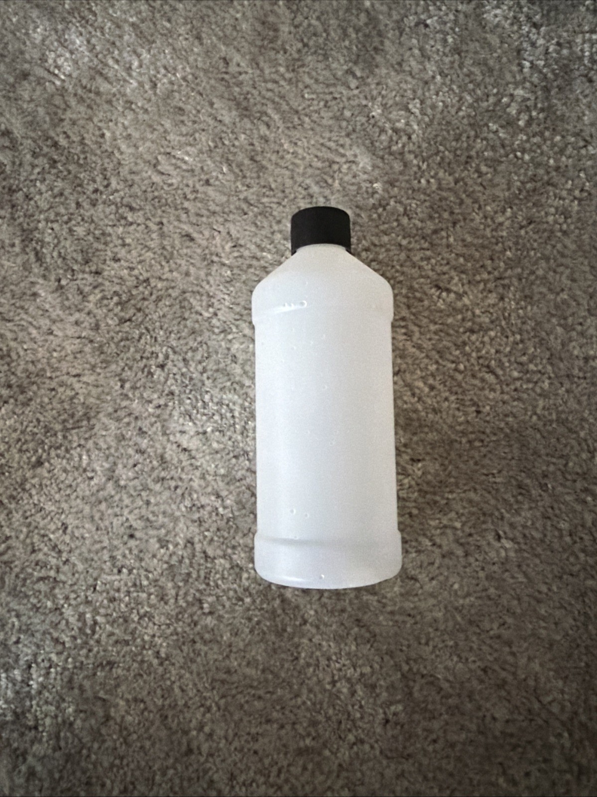 Lot of 180 – 16oz Modern Round HDPE Bottles with Black Screw Caps – New