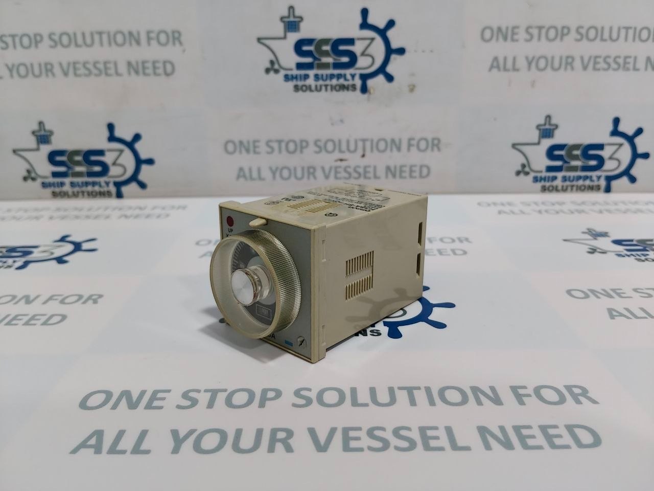 Omron H3BA-8H-305 Timer Range 0 to 1.0 hr 100/110/120VAC 50/60Hz