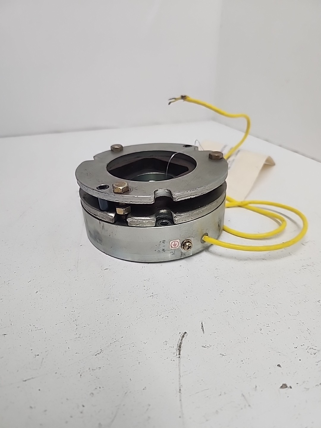 Shinko Electric Co. ELECTROMAGNETIC BRAKE SBR-122M2-400A **USED **
