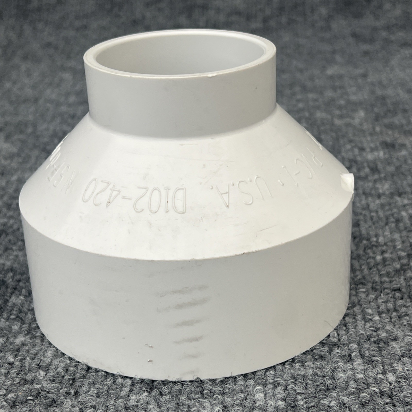 LASCO D102420 4 x 2 Hub x Hub PVC-DWV Reducing Coupling New Other