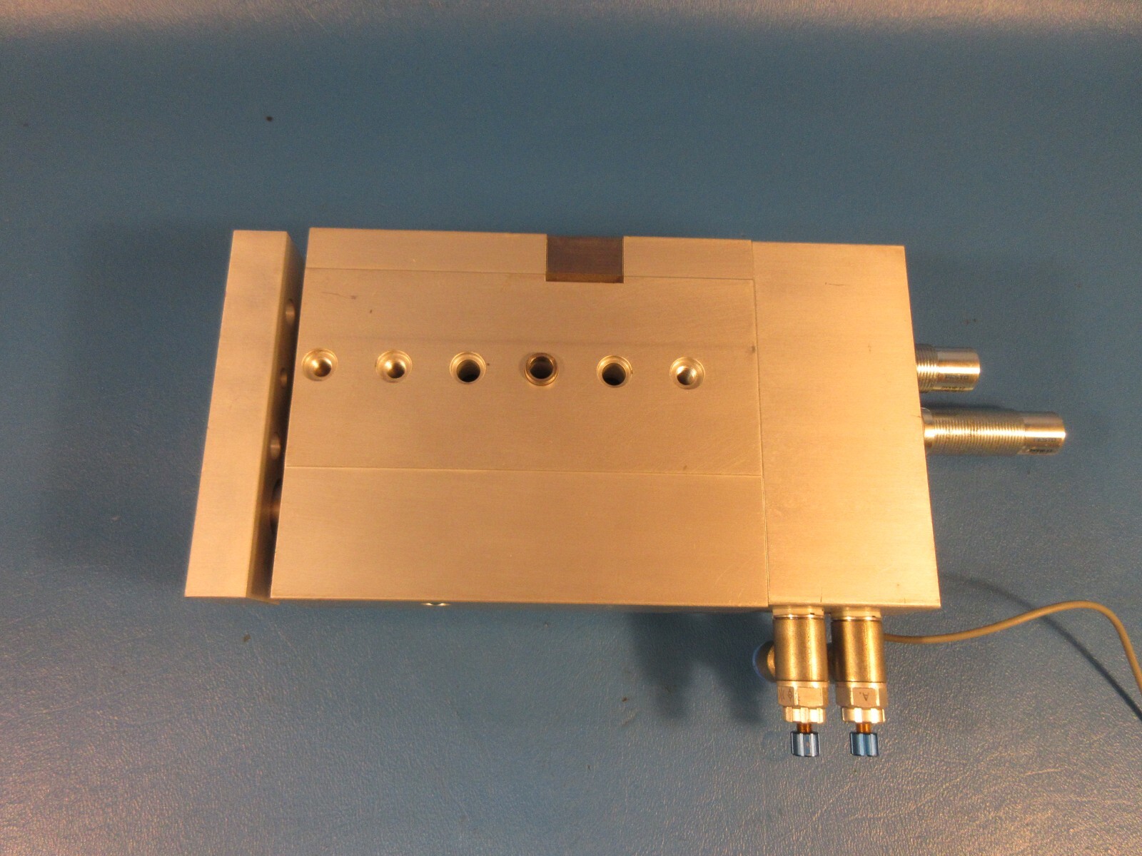 USED Festo DGSL-25-40-Y3A, 544049, Mini Slide, 40mm Stroke, Hydraulic Shock Abso