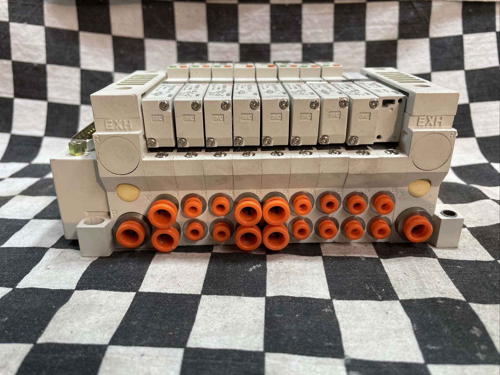 SMC Manifold Solenoid Valve, VVQ1000-1-10A-1 VQ1200NY-5-X35 VQ1A01NY-5 VQ1201N-5