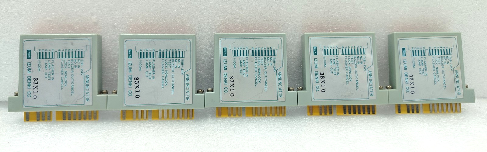 IZUMI DENKI IZ-ALARM ANKC-113Z 33X10 ANNUNCIATOR LOT OF 5 PCS USED FAST SHIPPING